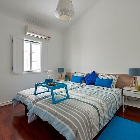 Cozy Apartment In Historic Center With Terrace Lisbon Luaran gambar