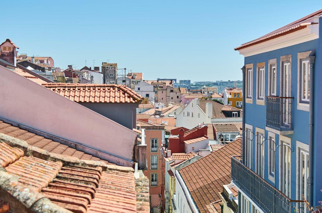 Cozy Apartment In Historic Center With Terrace Lisbon Luaran gambar