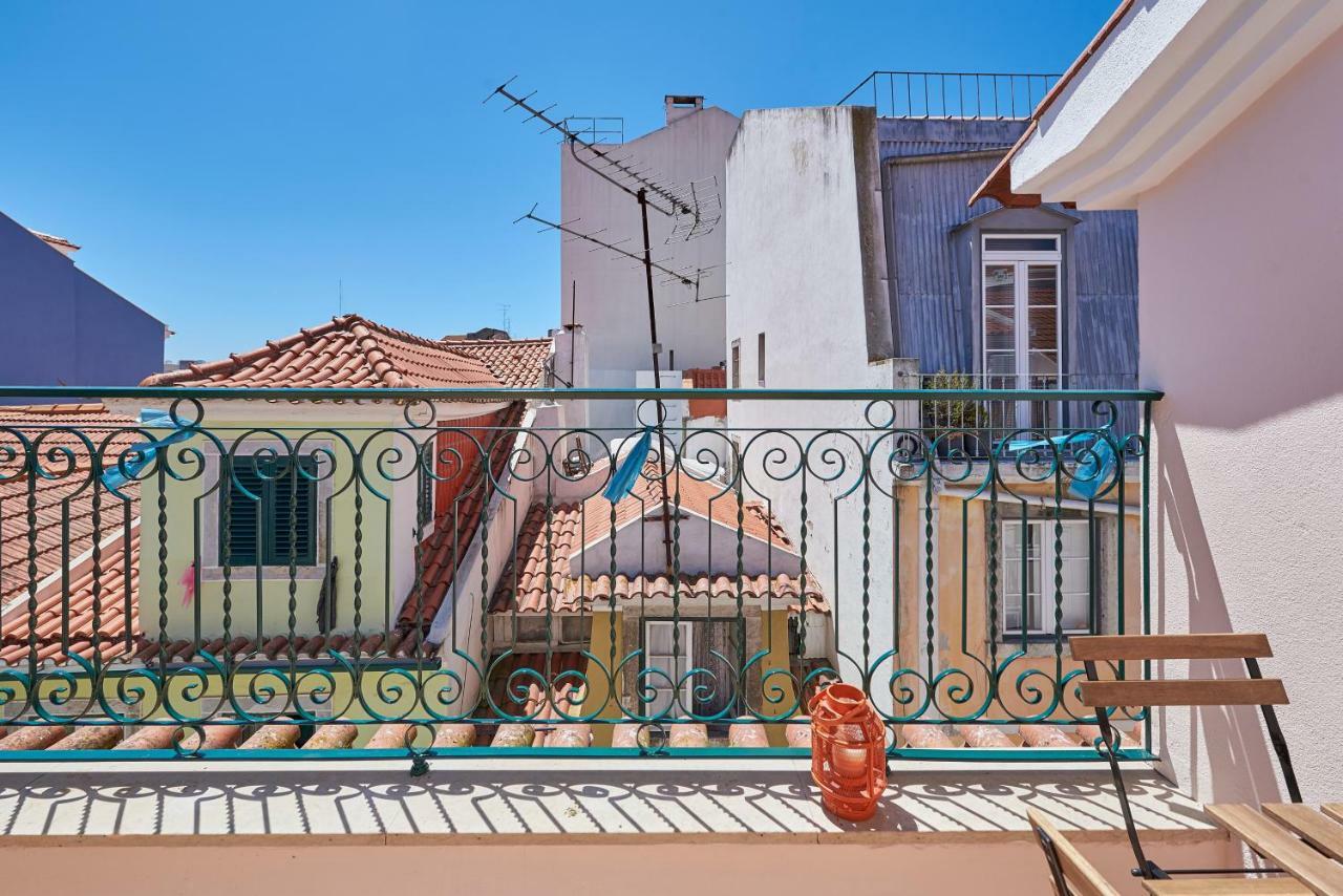 Cozy Apartment In Historic Center With Terrace Lisbon Luaran gambar