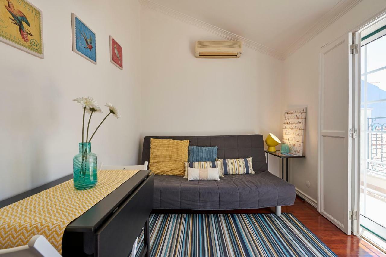 Cozy Apartment In Historic Center With Terrace Lisbon Luaran gambar